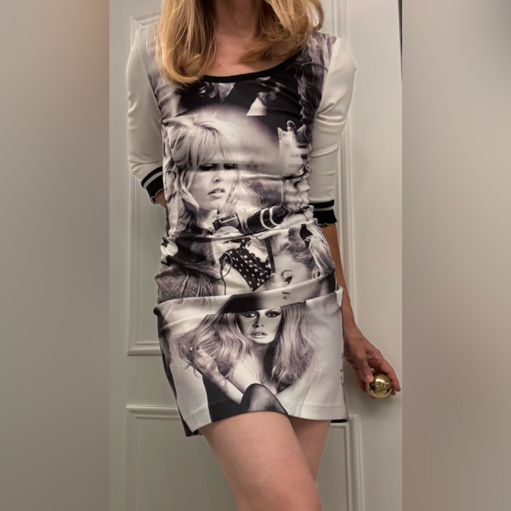 Black and White Graphic Mini Dress made in Italy